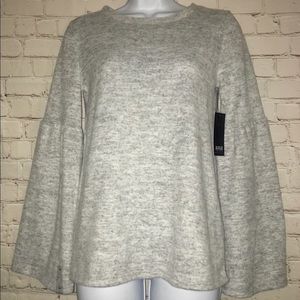 a.n.a New Women’s Sweater Gray Bell Sleeves Size Xs-S
